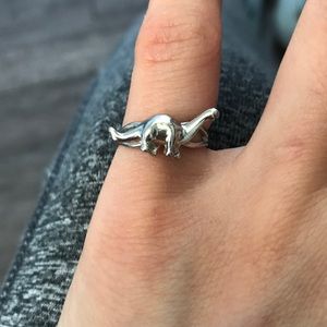 2 for 25 🦋 adorable dinosaur ring